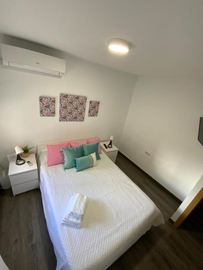 4 Capulino Apartamentos Málaga Dış mekan fotoğraf